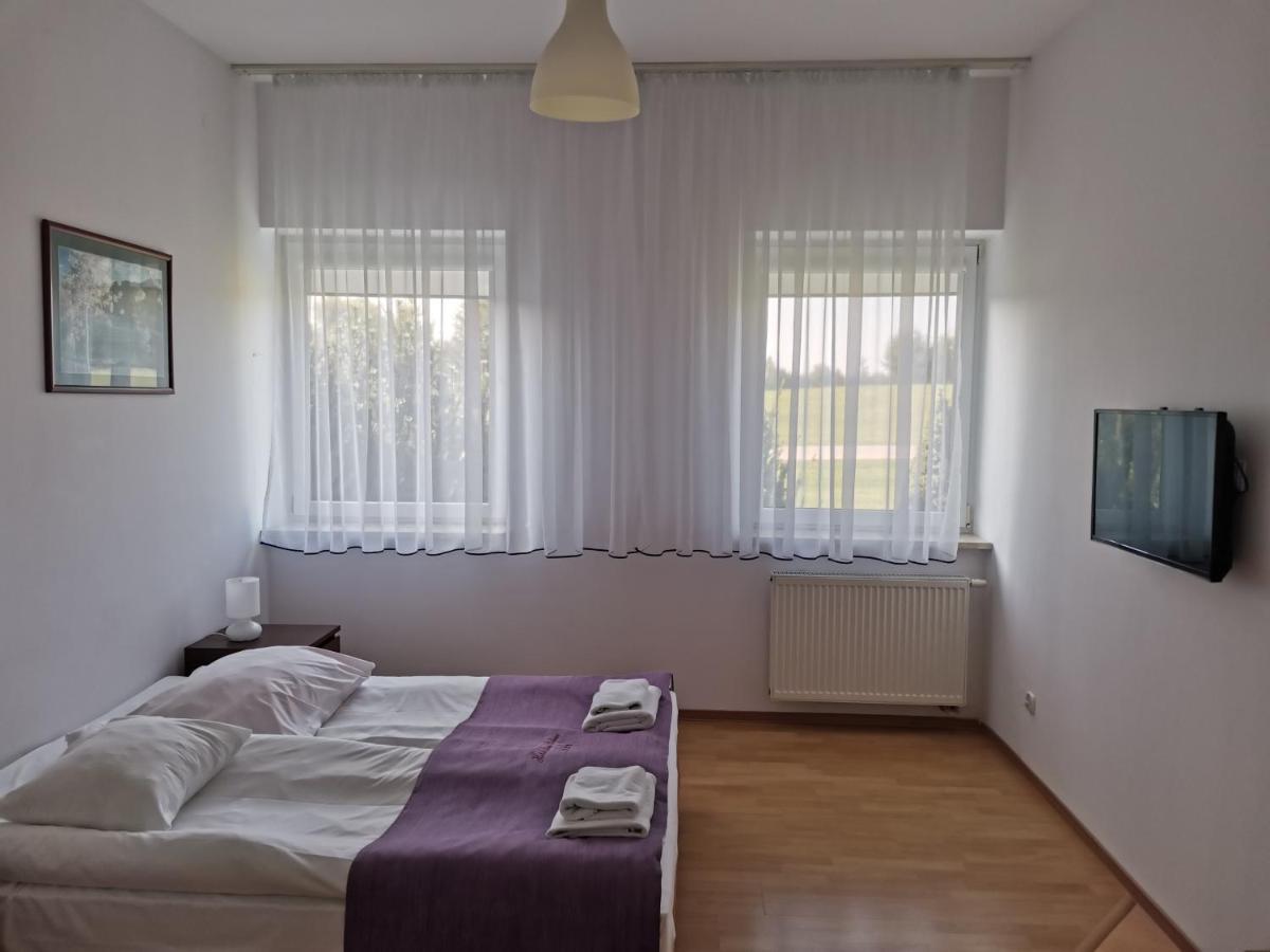 Golf Hotel Lisia Polana Pomocnia Eksteriør bilde